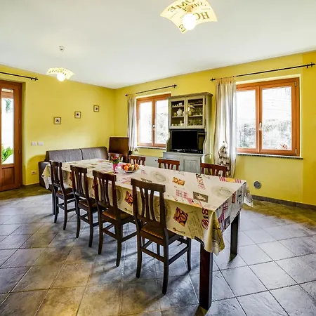 Semesterbostad Typical Piedmontese House In The Langhe Vesime