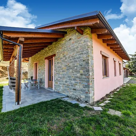 Typical Piedmontese House In The Langhe Feriehus
