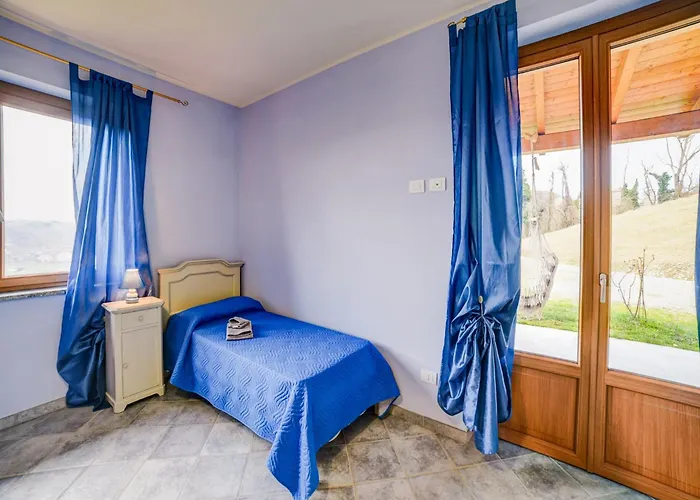 Casa de Férias Typical Piedmontese House In The Langhe Vesime